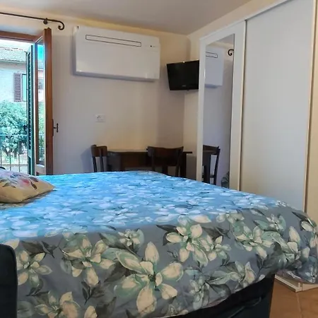 Guesthost - La Terrazza Di San Marco Apartment Siena