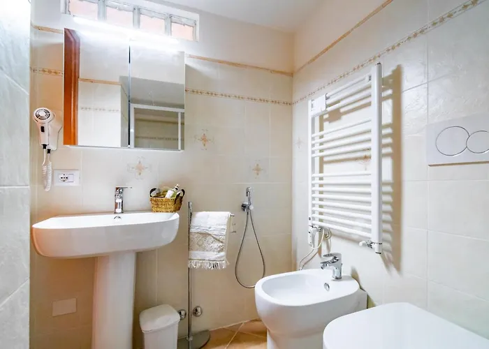 Guesthost - La Terrazza Di San Marco Siena