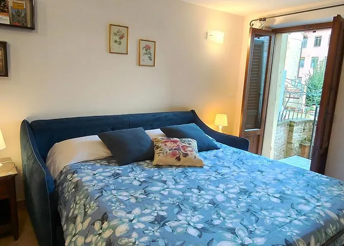 Guesthost - La Terrazza Di San Marco 锡耶纳